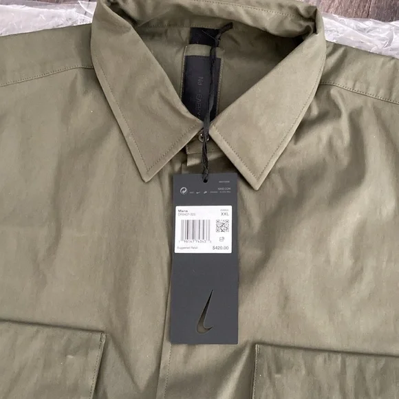 Nike Men's ESC Woven Shirt in Green, Size XXL